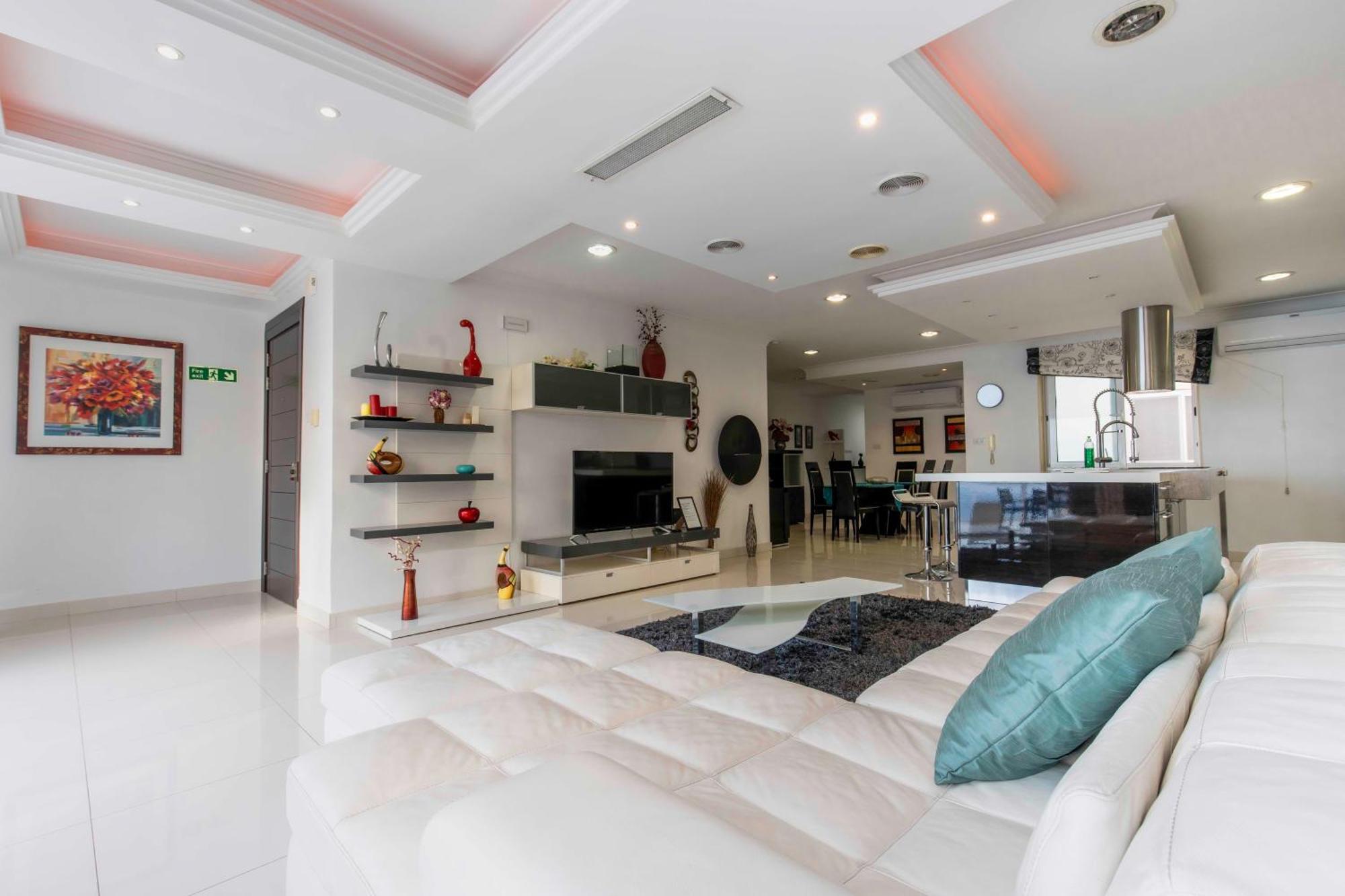 Ferienwohnung Oceanfront 3Br Penthouse Luxury & Views In Sliema Exterior foto