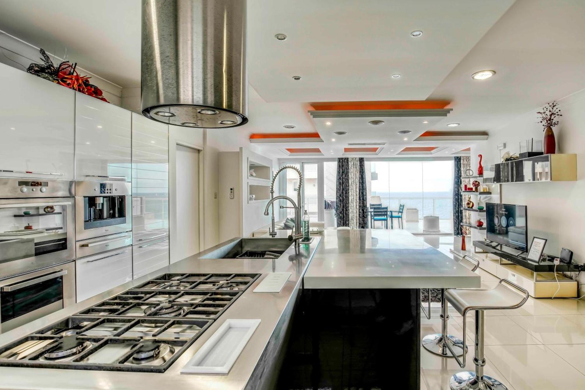 Ferienwohnung Oceanfront 3Br Penthouse Luxury & Views In Sliema Exterior foto